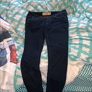 Hollister Skinny Jeans (dark wash)